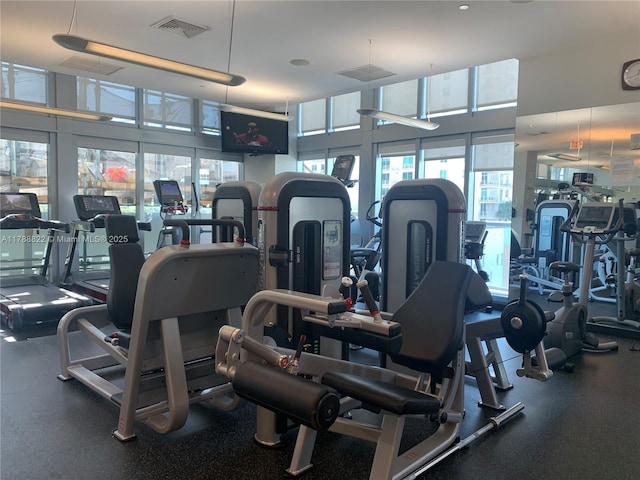 79 SW 12th St Unit 2703-S, Miami, FL 33130 - gym featuring visible vents