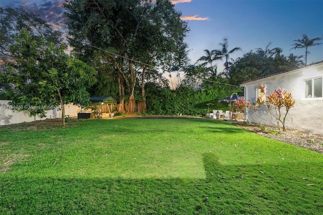 558 NE 94th St, Miami Shores, FL 33138 - view of yard with fence