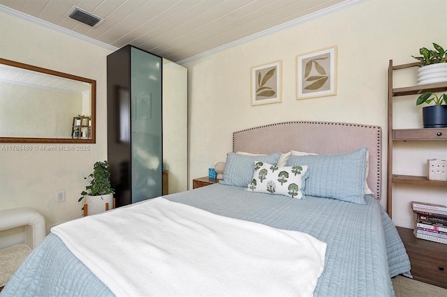 558 NE 94th St, Miami Shores, FL 33138 - bedroom featuring ornamental molding and visible vents