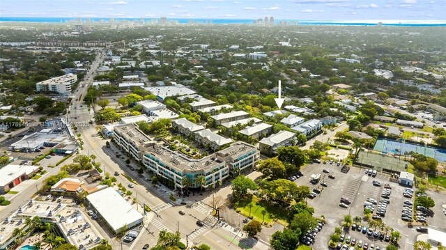 625 NE 22nd Dr, Wilton Manors, FL 33305 - aerial view of property and surrounding area with nearby urban area
