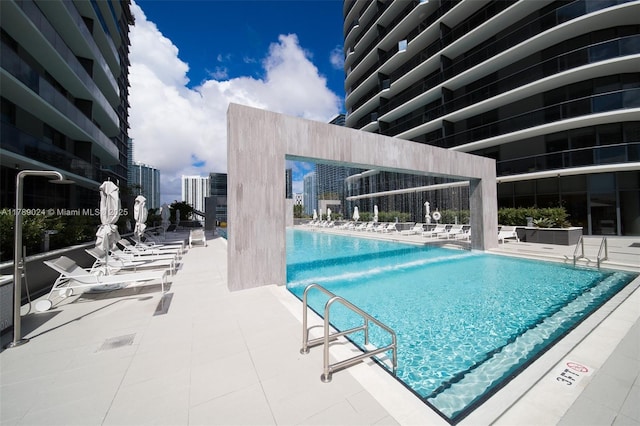 55 SW 9th St Unit 2509, Miami, FL 33130 - photo 1