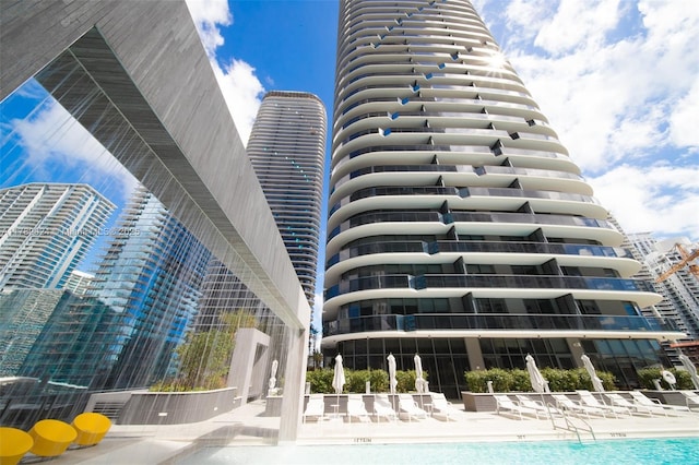 55 SW 9th St Unit 2509, Miami, FL 33130 - photo 18