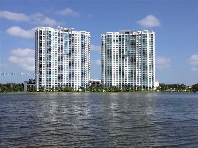 2681 N Flamingo Rd Unit 1501S, Sunrise, FL 33323 - water view