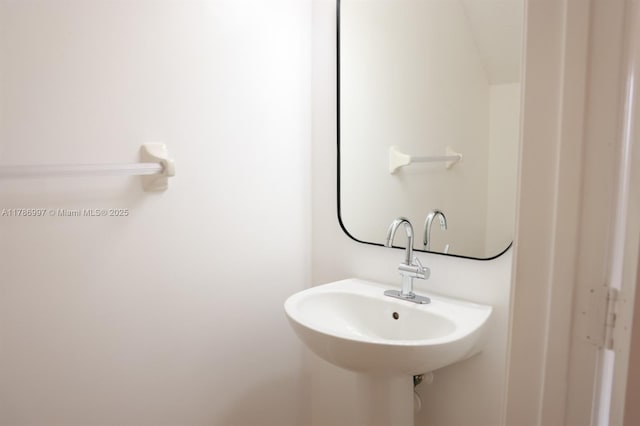 16686 Hemingway Dr Unit 16686, Weston, FL 33326 - bathroom with a sink