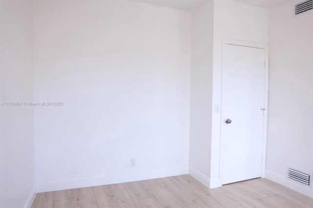 16686 Hemingway Dr Unit 16686, Weston, FL 33326 - unfurnished room featuring visible vents, light wood finished floors, and baseboards