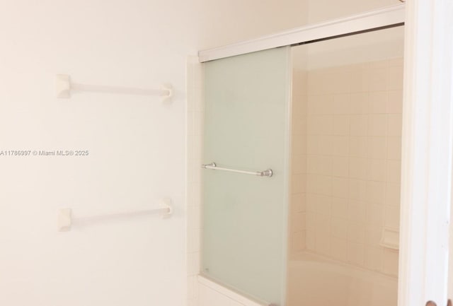 16686 Hemingway Dr Unit 16686, Weston, FL 33326 - full bathroom with bathtub / shower combination