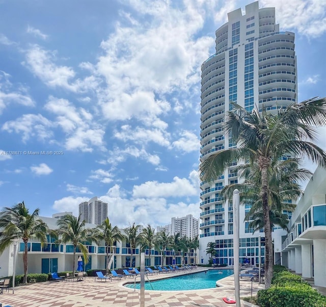 1945 S Ocean Dr Unit 401, Hallandale Beach, FL 33009 - view of community pool