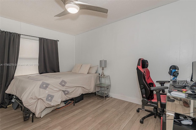 11430 NW 39th Ct, Coral Springs, FL 33065 - bedroom featuring light wood-style flooring and a ceiling fan