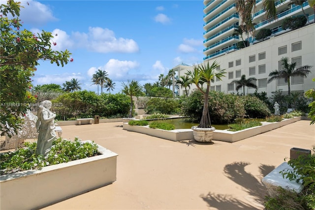 5055 Collins Ave Unit 5F, Miami Beach, FL 33140 - surrounding community