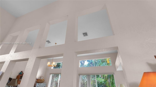 10132 NW 4th, Plantation, FL 33324 - details with a chandelier and visible vents