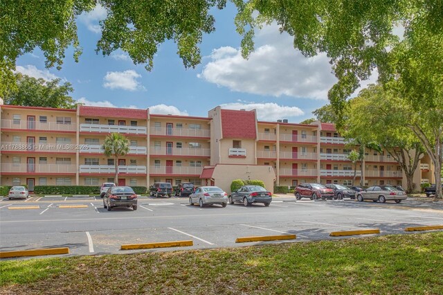 1005 Country Club Dr Unit 408, Margate, FL 33063 - photo 26