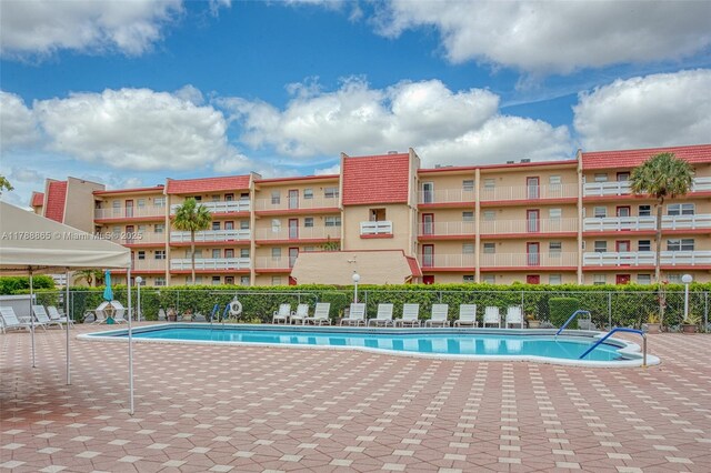 1005 Country Club Dr Unit 408, Margate, FL 33063 - photo 31