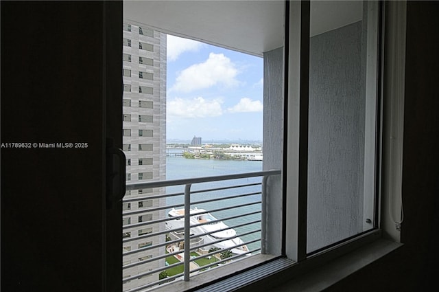 335 S Biscayne Blvd Unit 1904, Miami, FL 33131 - balcony with a water view