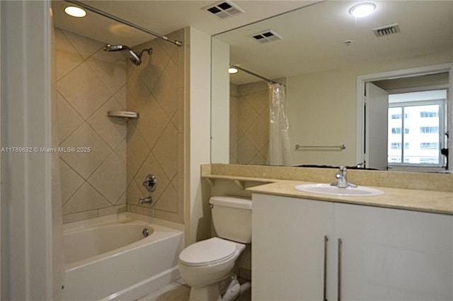335 S Biscayne Blvd Unit 1904, Miami, FL 33131 - full bathroom featuring shower / tub combo with curtain, vanity, and recessed lighting