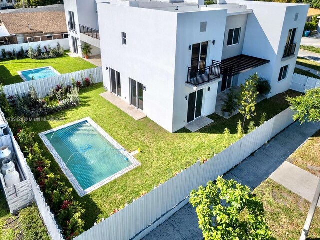 900 SW 24th Rd, Miami, FL 33129 - exterior space
