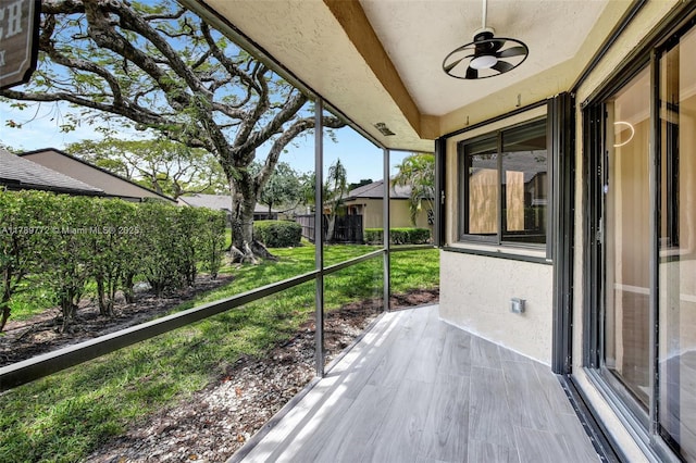 129 Chelsea Ln, Plantation, FL 33324 - unfurnished sunroom with ceiling fan