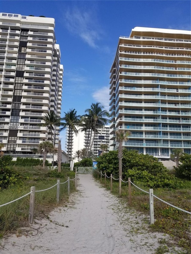 5825 Collins Ave Unit 2D, Miami Beach, FL 33140 - exterior space