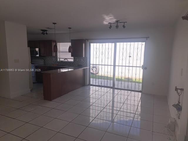 19343 SW 119th Ct, Miami, FL 33177 - photo 6