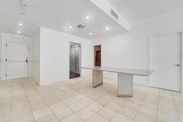 151 Crandon Blvd Unit 138, Key Biscayne, FL 33149 - interior space featuring baseboards, recessed lighting, and visible vents