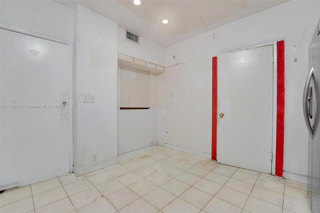 151 Crandon Blvd Unit 138, Key Biscayne, FL 33149 - spare room featuring visible vents