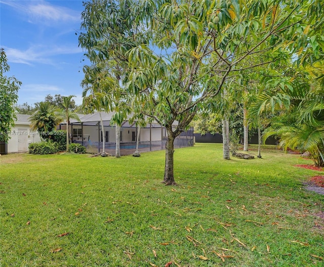 15440 SW 81st Ave, Palmetto Bay, FL 33157 - view of yard with glass enclosure