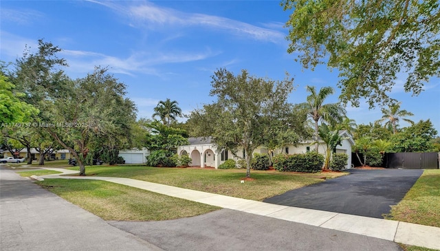 15440 SW 81st Ave, Palmetto Bay, FL 33157 - obstructed view of property featuring asphalt driveway