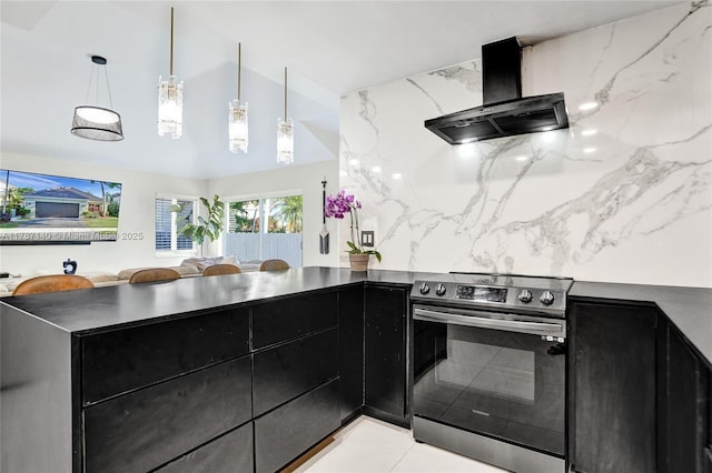 9248 Magnolia Ct, Davie, FL 33328 - kitchen featuring electric stove, range hood, dark cabinets, a peninsula, and hanging light fixtures