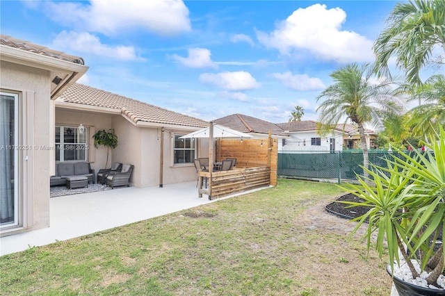 13995 S Cypress Cove Cir, Davie, FL 33325 - view of yard featuring outdoor lounge area and a patio