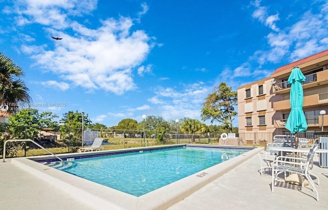 5900 SW 127th Ave Unit 3410, Miami, FL 33183 - community pool featuring fence