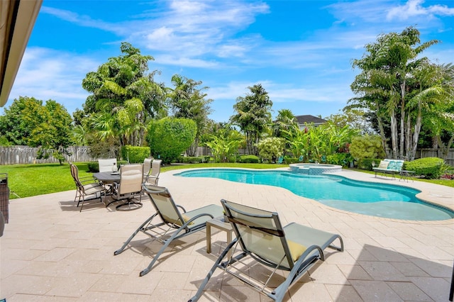 20951 SW 134th Ave, Miami, FL 33177 - view of swimming pool with a patio area and a pool with connected hot tub