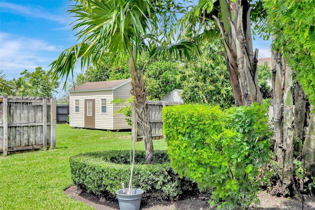 20951 SW 134th Ave, Miami, FL 33177 - view of yard featuring an outbuilding