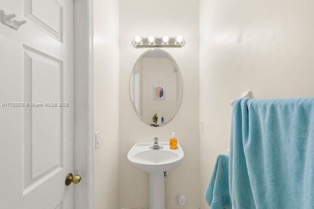9346 SW 221st St, Cutler Bay, FL 33190 - photo 17