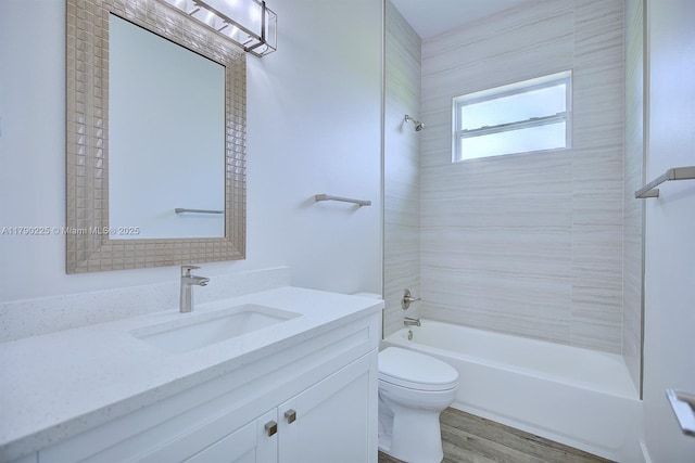 5224 Columbus Blvd, Sebring, FL 33872 - bathroom featuring vanity, toilet, shower / bath combination, and wood finished floors