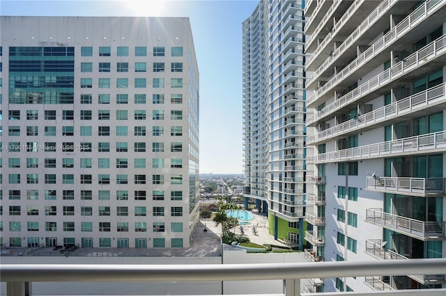 690 SW 1st Ct Unit 2032, Miami, FL 33130 - city view