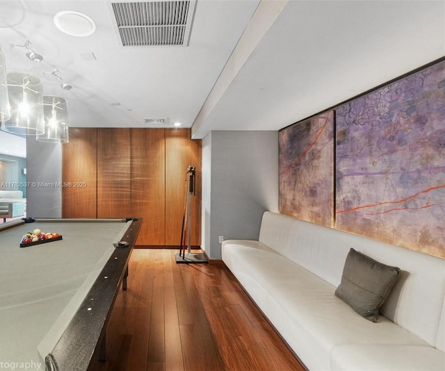 335 S Biscayne Blvd Unit 2003, Miami, FL 33131 - rec room featuring visible vents, hardwood / wood-style flooring, and billiards