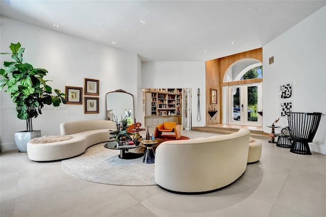 2670 Cypress Ln, Weston, FL 33332 - living area featuring a towering ceiling, visible vents, and recessed lighting