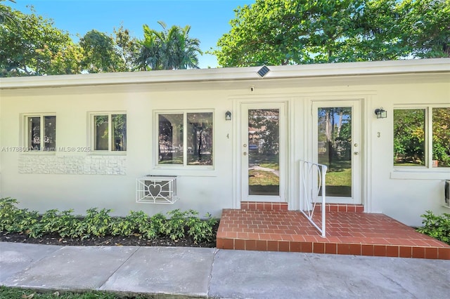 8440 NE 1st Ave, Miami, FL 33138 - view of exterior entry with stucco siding
