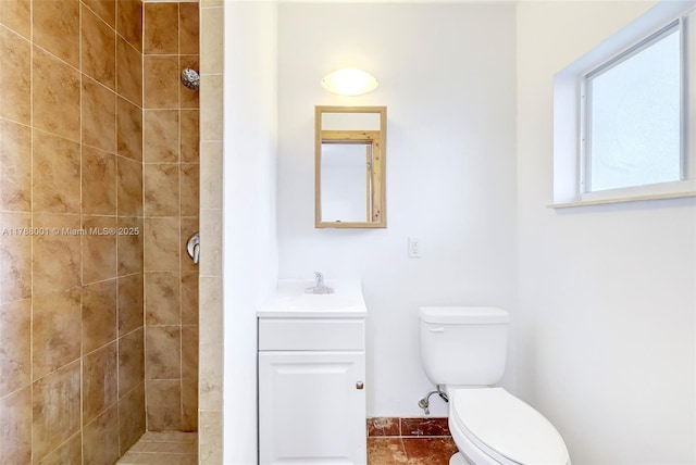 8440 NE 1st Ave, Miami, FL 33138 - full bathroom with a tile shower, toilet, and vanity