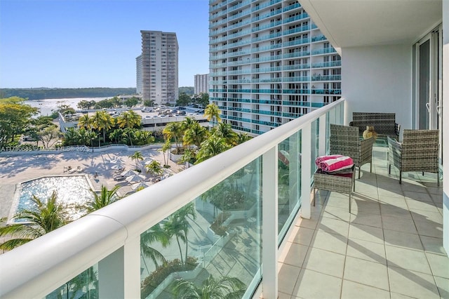 100 Bayview Unit 617, Sunny Isles Beach, FL 33160 - balcony featuring a view of city