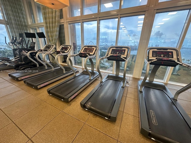 50 Biscayne Blvd Unit 3308, Miami, FL 33132 - view of exercise room
