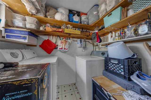 16823 SW 113th Ave Unit V41342, Miami, FL 33157 - washroom featuring tile patterned floors, laundry area, and washing machine and clothes dryer