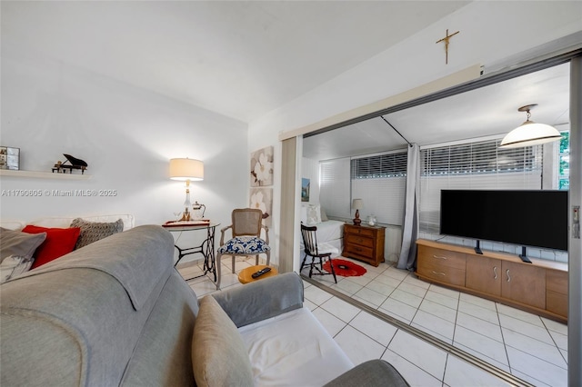 16823 SW 113th Ave Unit V41342, Miami, FL 33157 - living area featuring light tile patterned floors