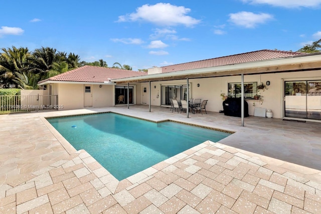 1800 NW 105th Ln, Coral Springs, FL 33071 - view of pool featuring a patio, fence, and a fenced in pool