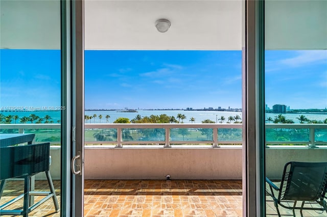 1800 N Bayshore Dr Unit 509, Miami, FL 33132 - balcony with a water view and a view of city