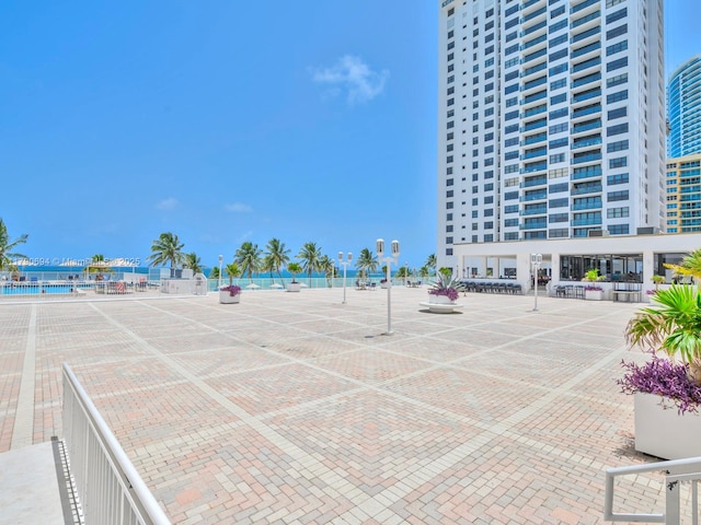 2101 S Ocean Dr Unit 401, Hollywood, FL 33019 - exterior space