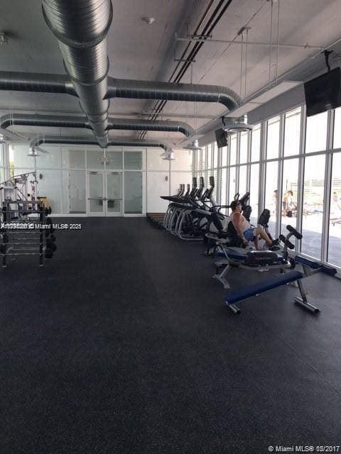 15051 Royal Oaks Ln Unit 2301, North Miami, FL 33181 - view of gym