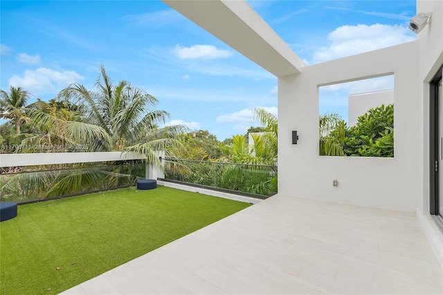 1311 Bay Dr, Miami Beach, FL 33141 - view of patio / terrace