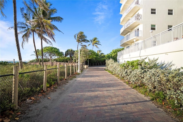 901 S Surf Rd Unit 603, Hollywood, FL 33019 - view of property's community featuring fence
