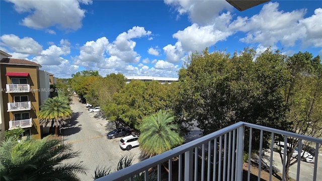 11060 SW 196th St Unit 407, Cutler Bay, FL 33157 - view of balcony