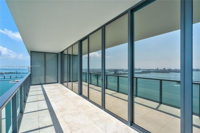 788 NE 23rd St Unit 3102, Miami, FL 33137 - balcony featuring a water view